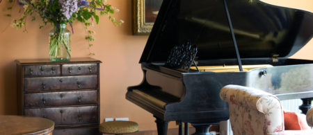 Living Rooms slider1